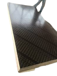 Concreting black plywood